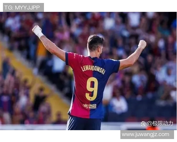 最具争议的足球球星揭秘 从场上脏动作到场外风波的全面分析